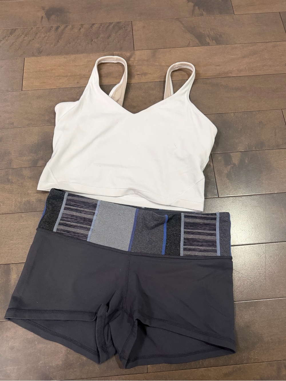 Lululemon 2pc bundle Size 8